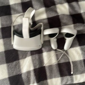 Oculus 2 vr with controllers